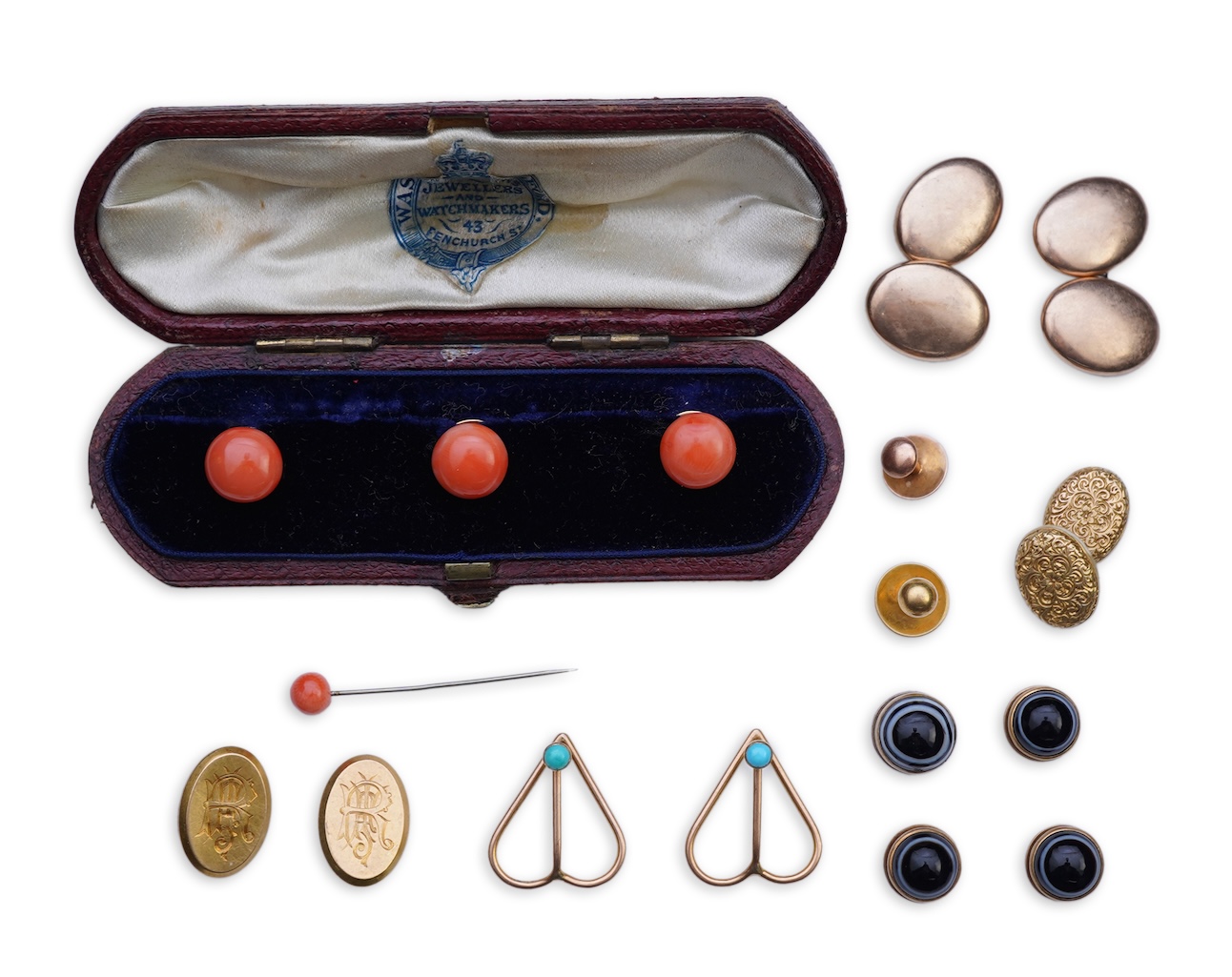 A collection of dress accessories, early 20th century